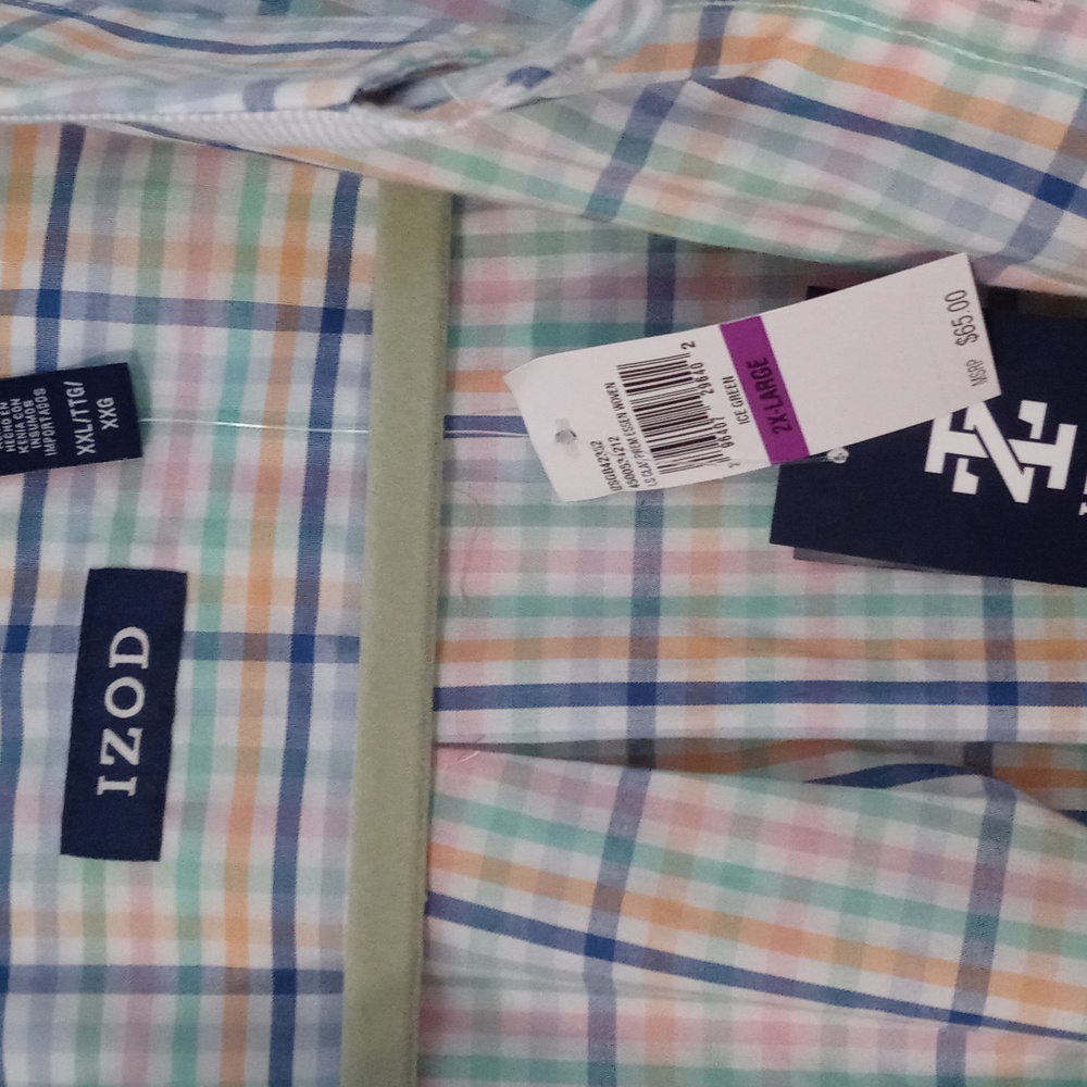 IZOD BUTTON UP DRESS OR CASUAL SHIRT